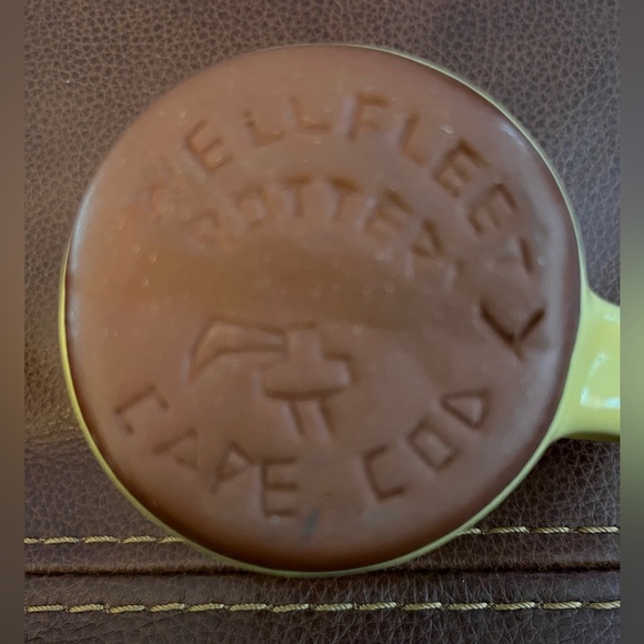 RARE Vintage Wellfleet Pottery Yellow Mug / Coffee Cup Handmade Cape Cod - Picture 11 of 11